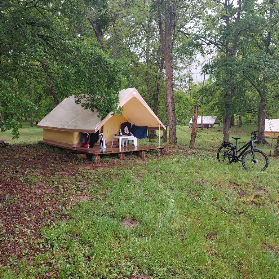 Camping Onlycamp Le Port Saint-Benoit-sur-Loire ภายนอก รูปภาพ